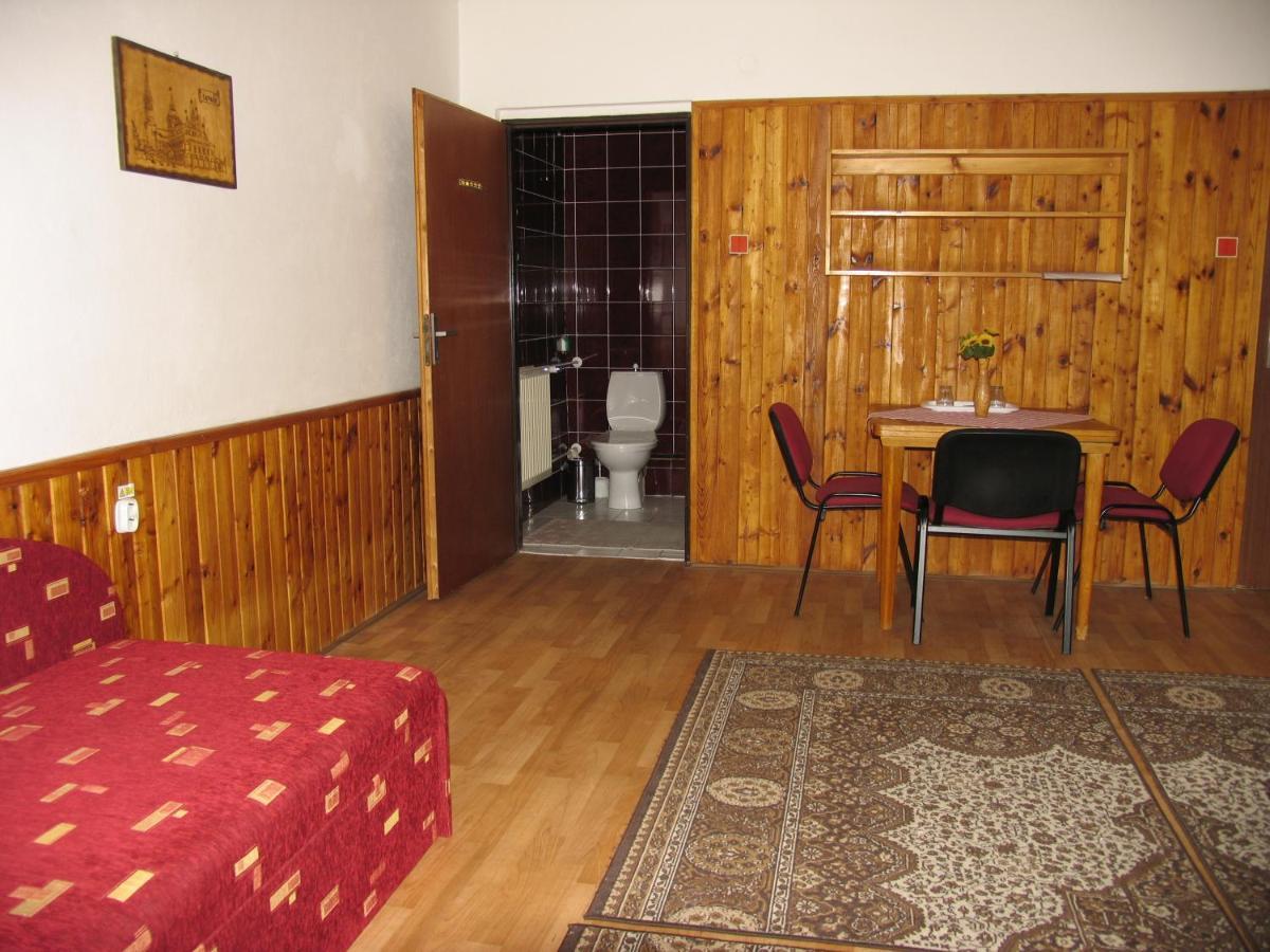 Ubytovanie 184, Bed And Braekfast 184 Stará Lesná Екстериор снимка